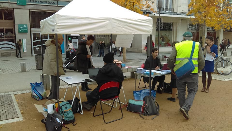 Stop à la privatisation d’Aéroports de Paris Sauver ADP